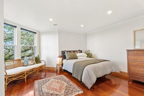 Photo of property in 6 Thompson Road, Bluff Hill, Napier, 4110