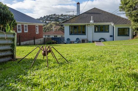 Photo of property in 30 Hindmarsh Street, Johnsonville, Wellington, 6037