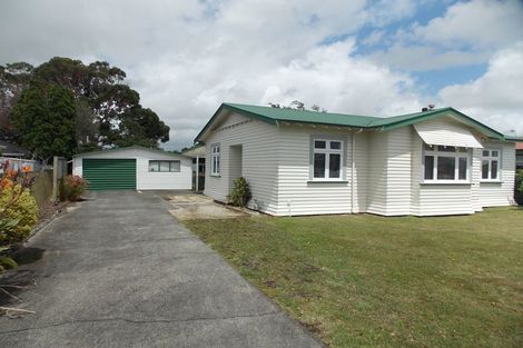 Photo of property in 5 Clausen Street, Takaro, Palmerston North, 4412