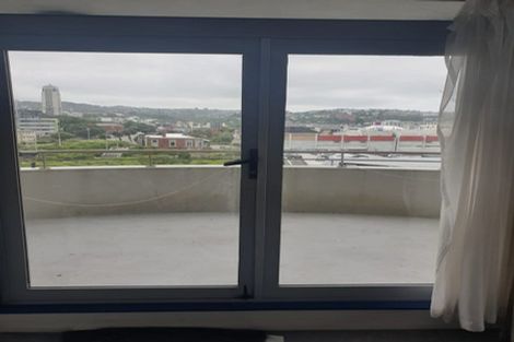 Photo of property in Grandstand Apartments, 11/80u Kent Terrace, Mount Victoria, Wellington, 6011