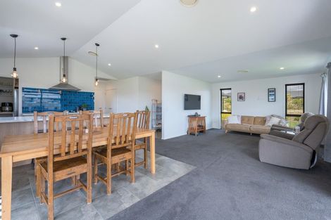 Photo of property in 8 Huntaway Close, Stoke, Nelson, 7011