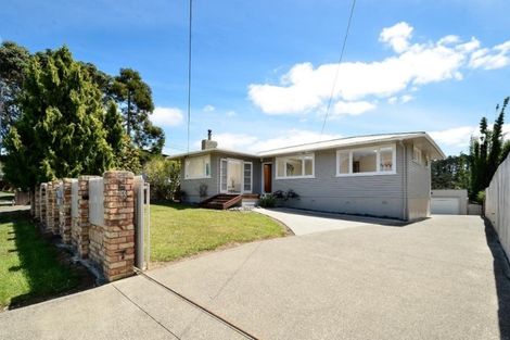 Photo of property in 24 Helena Street, Massey, Auckland, 0614