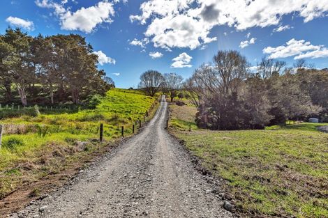 Photo of property in 111 Petley Road, Paparoa, 0571