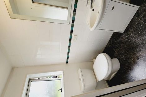 Photo of property in 100 Spinella Drive, Bayview, Auckland, 0629