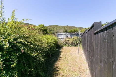 Photo of property in 10 Burrows Avenue, Karori, Wellington, 6012