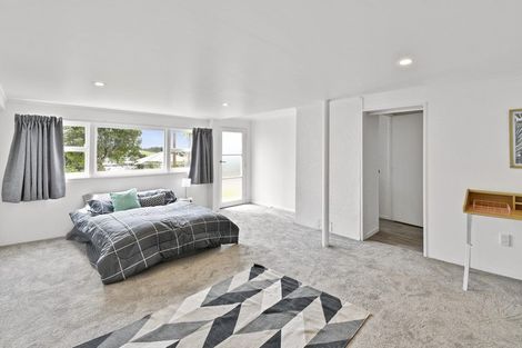 Photo of property in 1a Prospect Terrace, Pukekohe, 2120