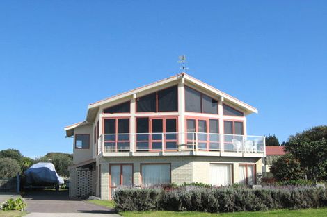 Photo of property in 90 Ocean Road, Ohope, 3121