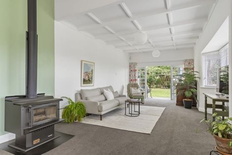 Photo of property in 4 Crossley Street, Katikati, 3129