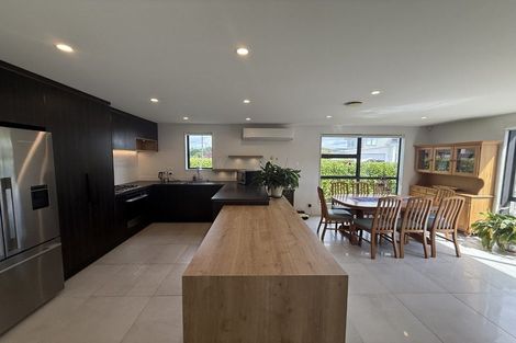 Photo of property in 8 Orford Lane, Takanini, 2112