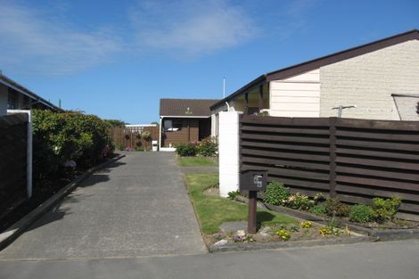 Photo of property in 1/8 Northfield Road, Casebrook, Christchurch, 8051