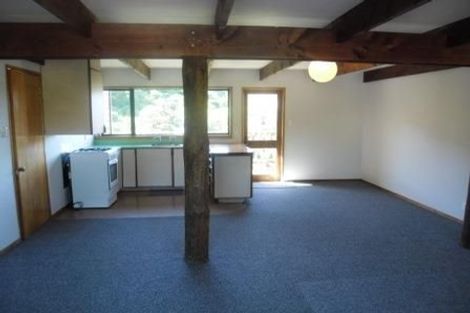 Photo of property in 1 Landing Road, Titirangi, Auckland, 0604