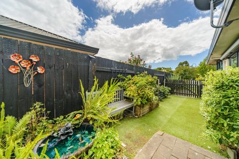 Photo of property in 27 Strachan Way, Highbury, Palmerston North, 4412