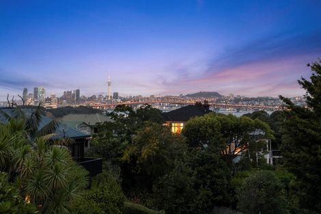 Photo of property in 35a Seaview Avenue, Northcote, Auckland, 0627