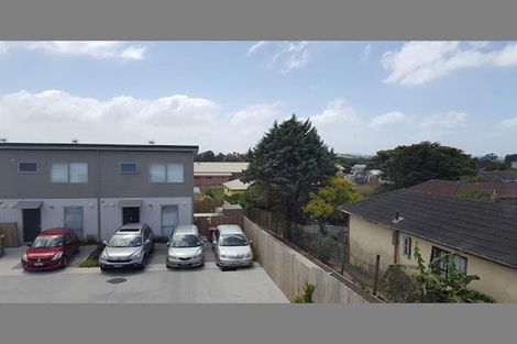 Photo of property in 10 Kanorau Place, Mangere, Auckland, 2022