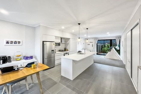 Photo of property in 4 Tuamaka Lane, Hobsonville, Auckland, 0616