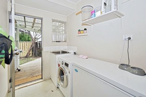 Photo of property in 9 Milsom Place, Te Puke, 3119