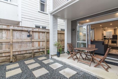 Photo of property in 5/24 Tamar Street, Island Bay, Wellington, 6023