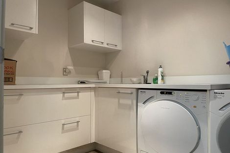 Photo of property in 47 Spinnaker Drive, Te Atatu Peninsula, Auckland, 0610