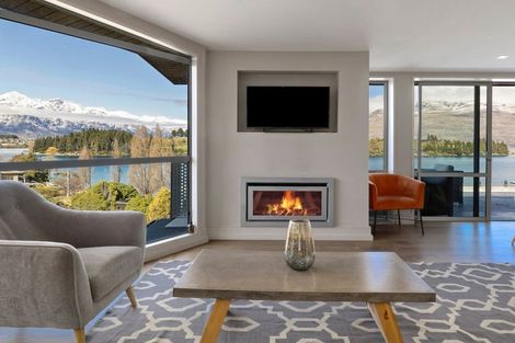 Photo of property in Rahiri Apartments, 8/23 Adelaide Street, Queenstown, 9300