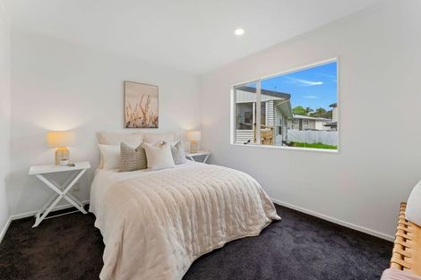 Photo of property in 13a Becroft Drive, Forrest Hill, Auckland, 0620