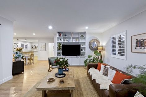 Photo of property in 56 Erskine Street, Lake Hayes, Queenstown, 9304