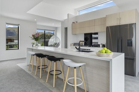 Photo of property in 5 Monaco Drive, Cromwell, 9384
