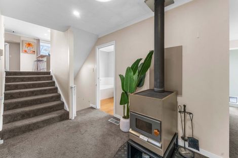 Photo of property in 17 Awatea Terrace, Lynmore, Rotorua, 3010