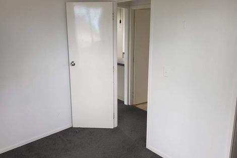 Photo of property in 5 Rapaki Place, Te Atatu Peninsula, Auckland, 0610