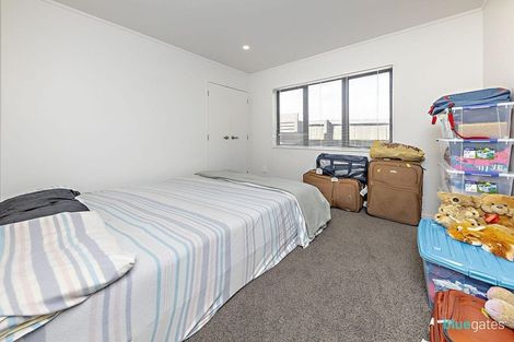 Photo of property in 10a Kendall Court, Wattle Downs, Auckland, 2103