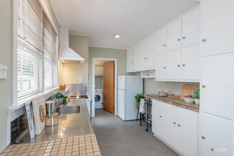 Photo of property in 18 Mark Avenue, Paparangi, Wellington, 6037