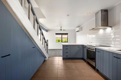 Photo of property in 50c Robinson Avenue, Holdens Bay, Rotorua, 3010