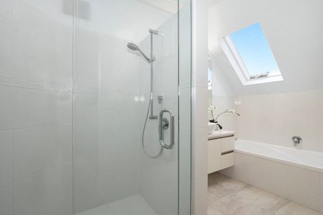 Photo of property in 28 The Mall, Mount Maunganui, 3116