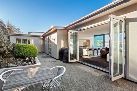 Photo of property in 74 Panorama Terrace, Queenstown, 9300