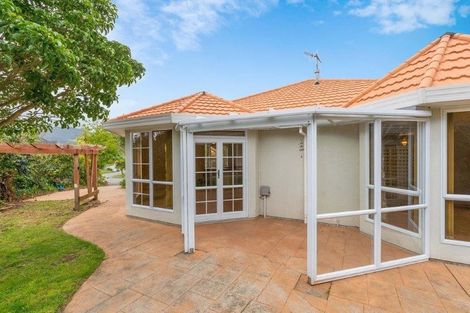 Photo of property in 22 Bearing West Court, Paraparaumu, 5032