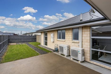 Photo of property in 6 Peter Place, Rangiora, 7400