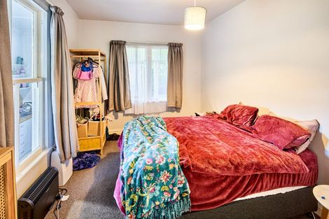 Photo of property in 46 Northland Road, Northland, Wellington, 6012