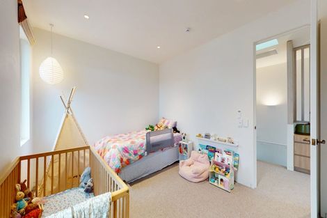 Photo of property in 57 Roxburgh Street, Mount Victoria, Wellington, 6011