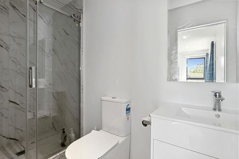 Photo of property in 16 Taupata Lane, Helensville, 0800