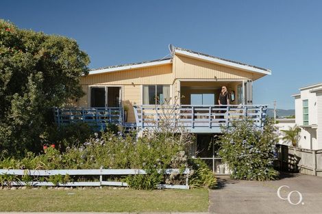 Photo of property in 42 Karewa Parade, Papamoa Beach, Papamoa, 3118