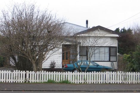 Photo of property in 124 Cole Street, Masterton, 5810