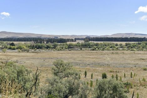 Photo of property in 53 Te Taniwha Road, One Tree Point, 0118