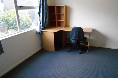 Photo of property in 4/27 Drummond Street, Mount Cook, Wellington, 6021