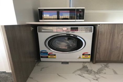 Photo of property in 8b Moa Place, Christchurch Central, Christchurch, 8013