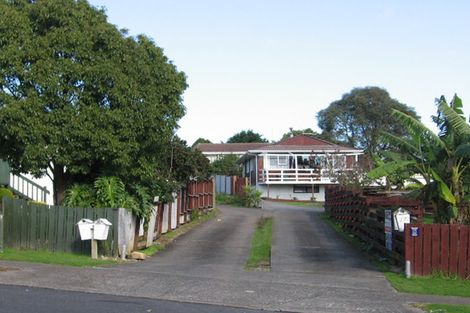 Photo of property in 2/17 Charntay Avenue, Clover Park, Auckland, 2019