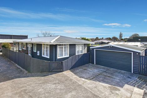 Photo of property in 2/16 View Road, Wairau Valley, Auckland, 0627
