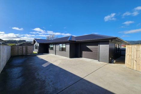 Photo of property in 144a Wainuiomata Road, Wainuiomata, Lower Hutt, 5014