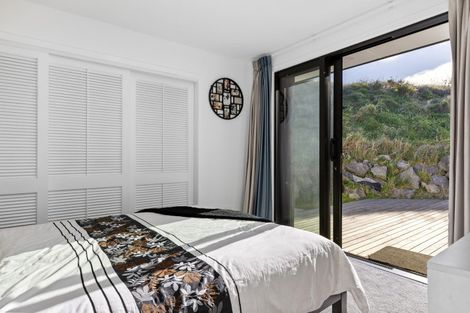 Photo of property in 5 Grandview Lane, Acacia Bay, 3385