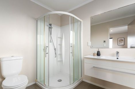 Photo of property in 30b Havana Rise, Grenada Village, Wellington, 6037