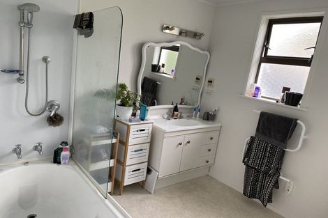 Photo of property in 36 Reynolds Street, Taita, Lower Hutt, 5011