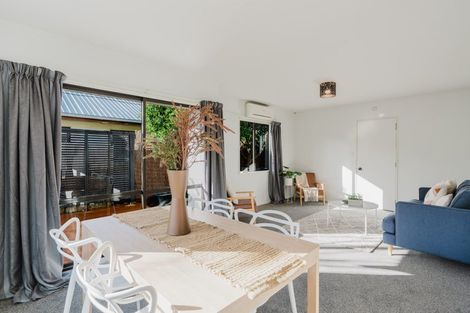 Photo of property in 9f Cameron Road, Hamilton East, Hamilton, 3216